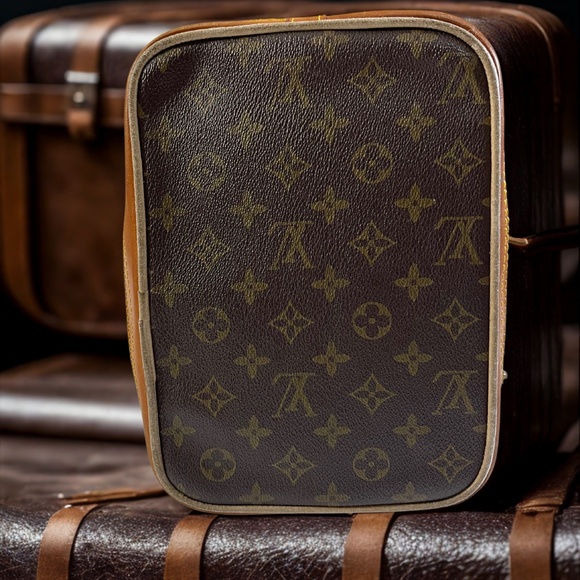 Vintage Louis Vuitton Brown Monogram Bag - Picture 4 of 10